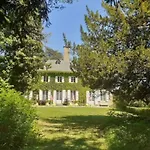 Domaine De Carriere Guest house 3*